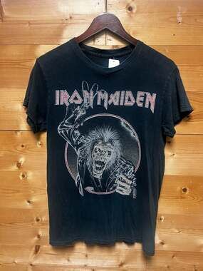 Vintage Iron Maiden Eddie Hook Graphic Distressed Thrashed T-Shirt size small